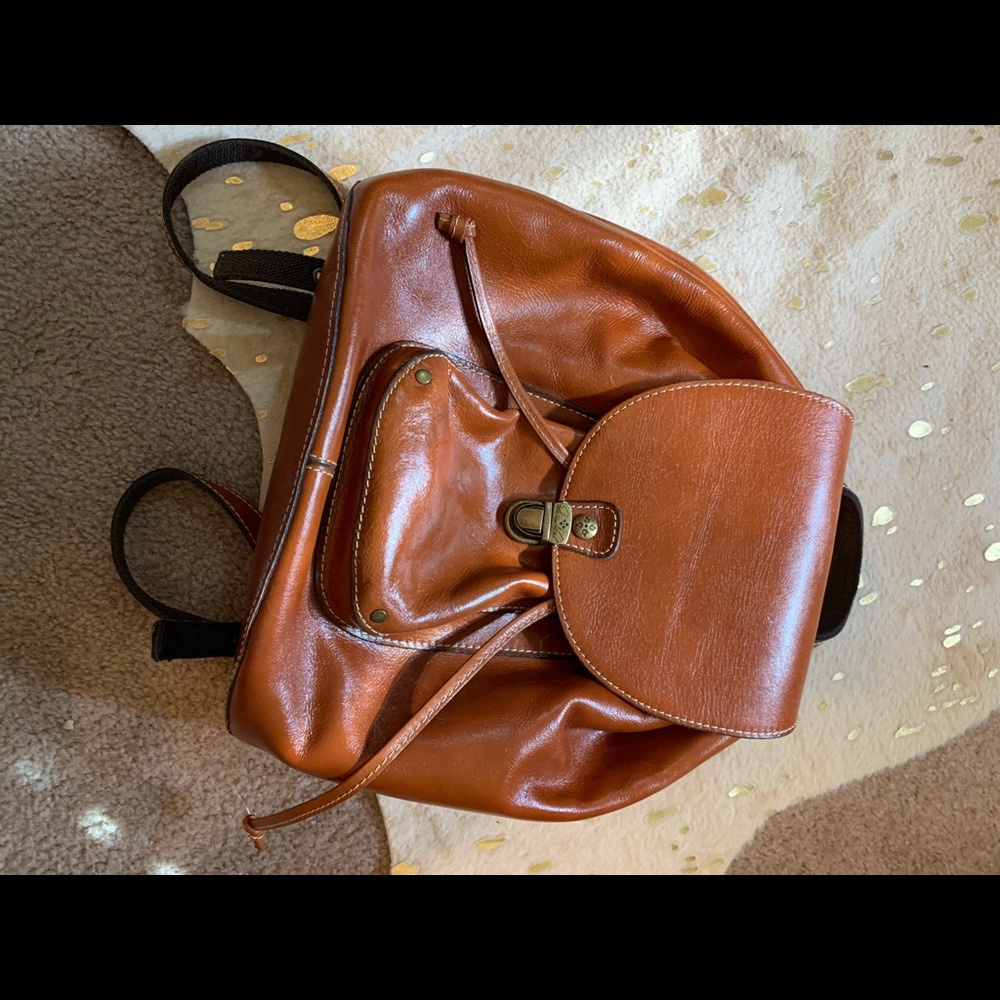 LIKE NEW Patricia Nash!!